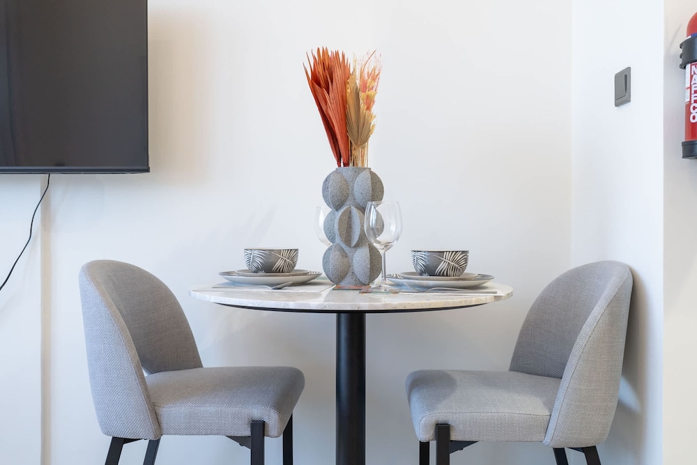 Modern Sophistication A Dream Studio