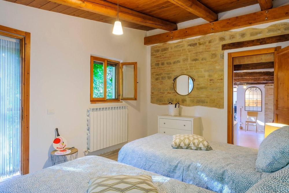 Casa Felicita 8 by Marche Holiday Villas