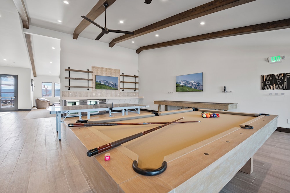 Mountain View Magic - Mayflower Lakeside