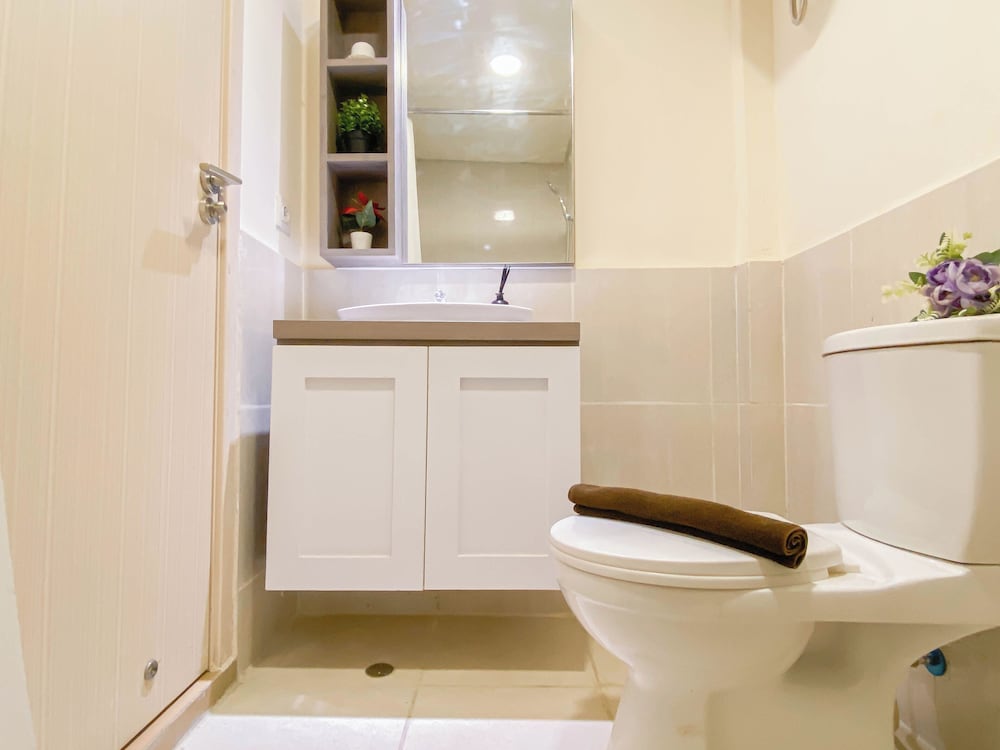 Simple 2Br Meikarta Apartment Near Aeon Mall Deltamas