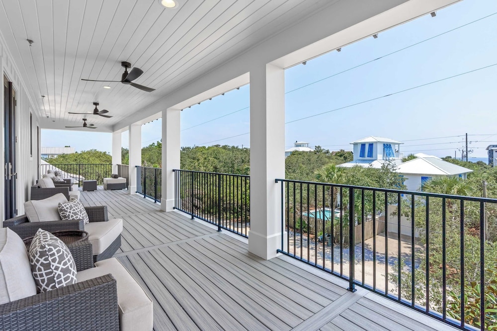 All Decked Out Seagrove by Avantstay Priv Pool+hot Tub, Ocean Views!