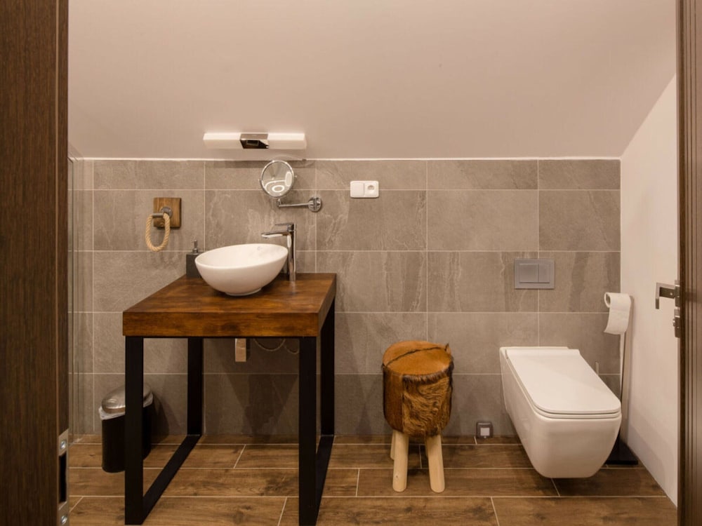 Welcoming Villa With Amenities