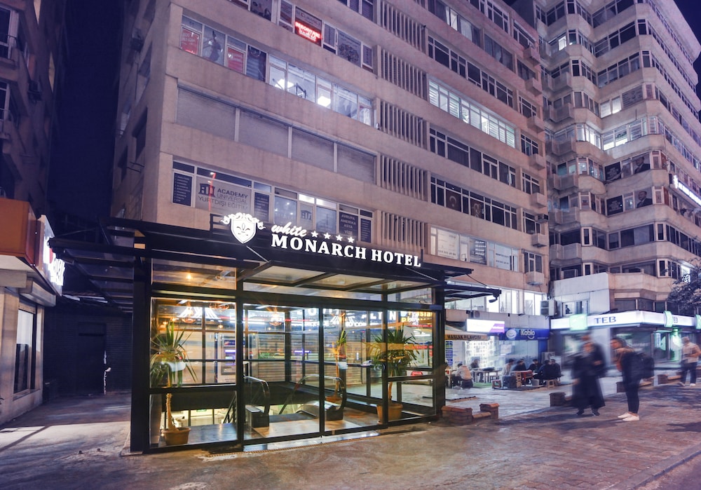 Beyaz Monarch Otel - Image 46
