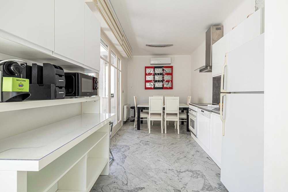 Modern Apartment - 2br-4p- Croisette Plage