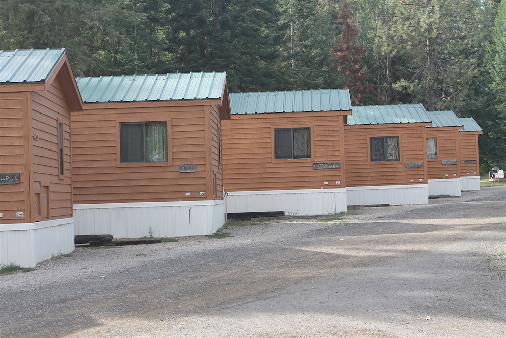 Deer Lake Resort