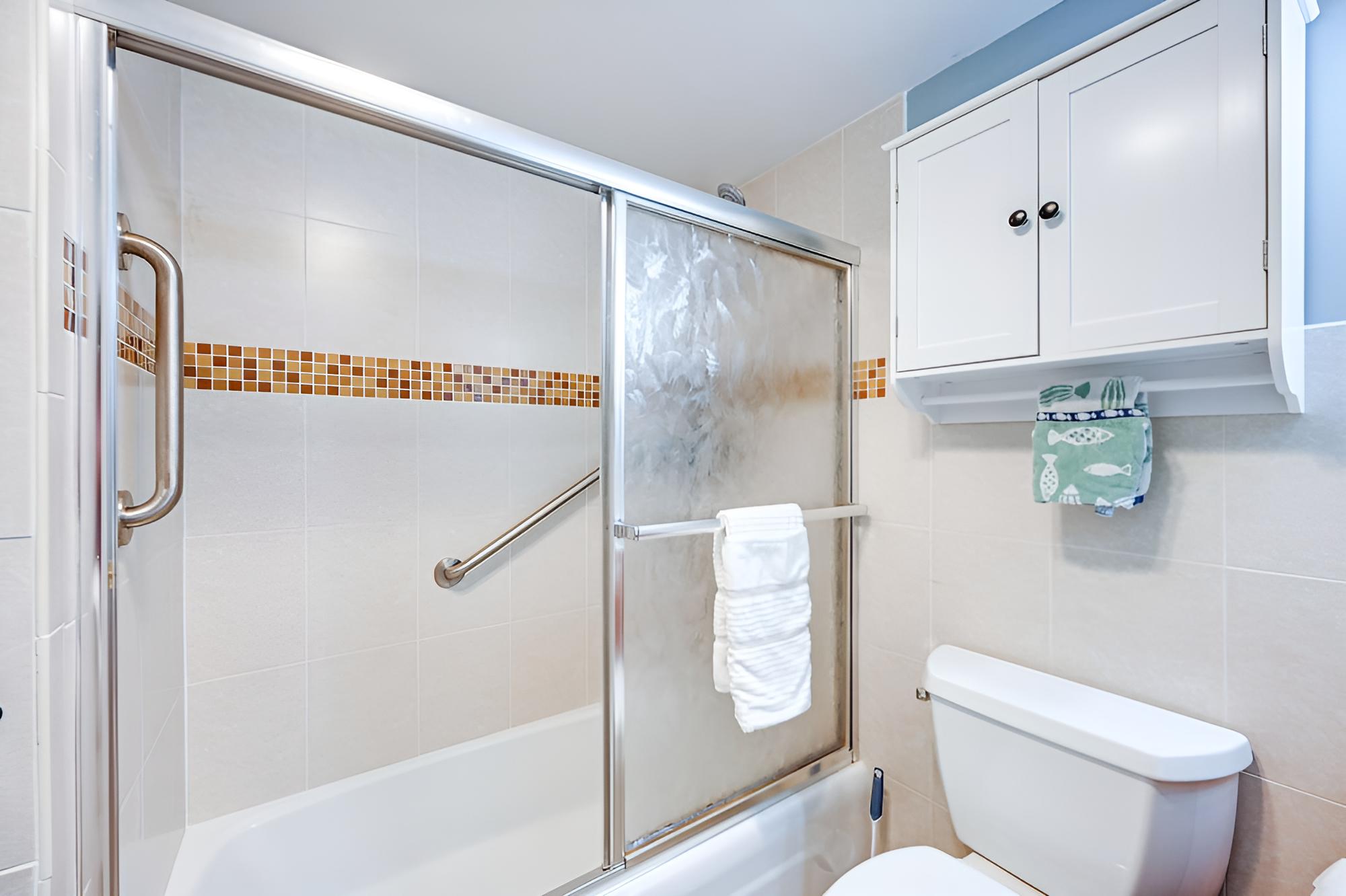 Marco Island Condo w/ Shared Pool < 1 Mi to Beach! view 5