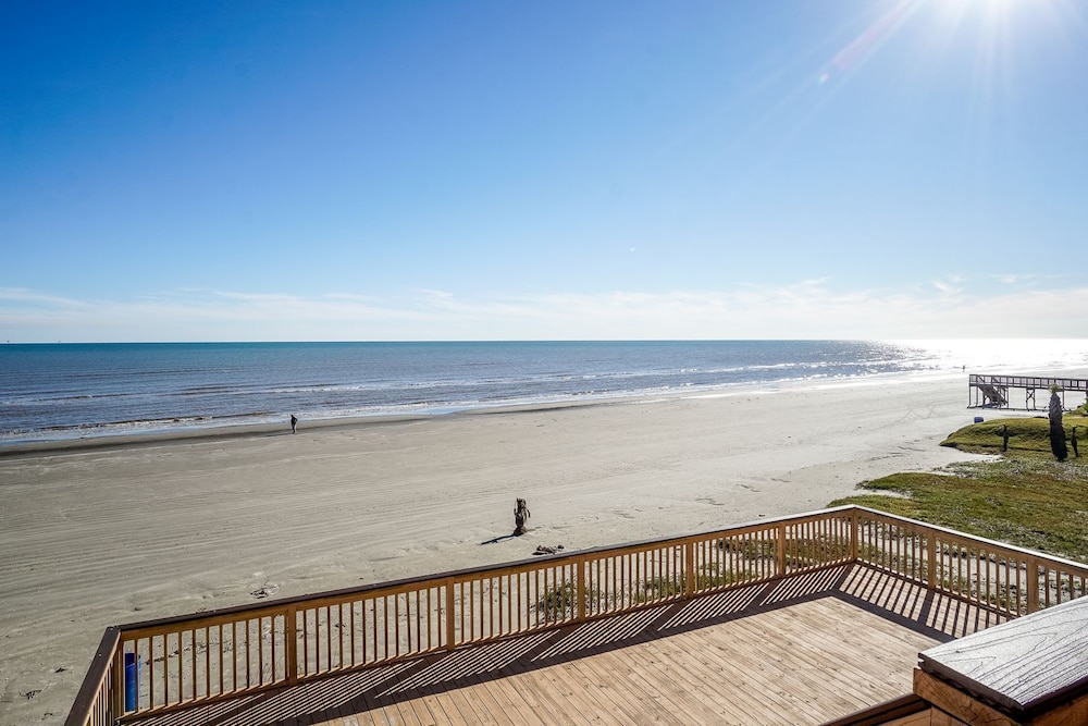 Paradise At Last by Ryson Vacation Rentals