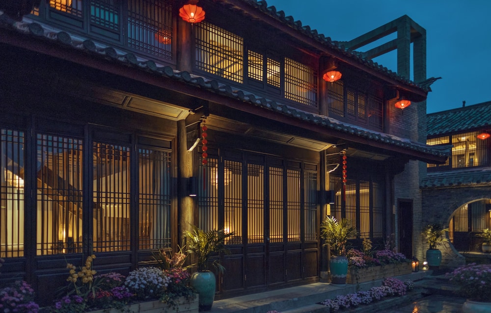 Lijiang Qilu Garden Hotel photo 93 of 96