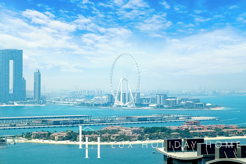 LUX Iconic Views at Palm Tower Suite 1