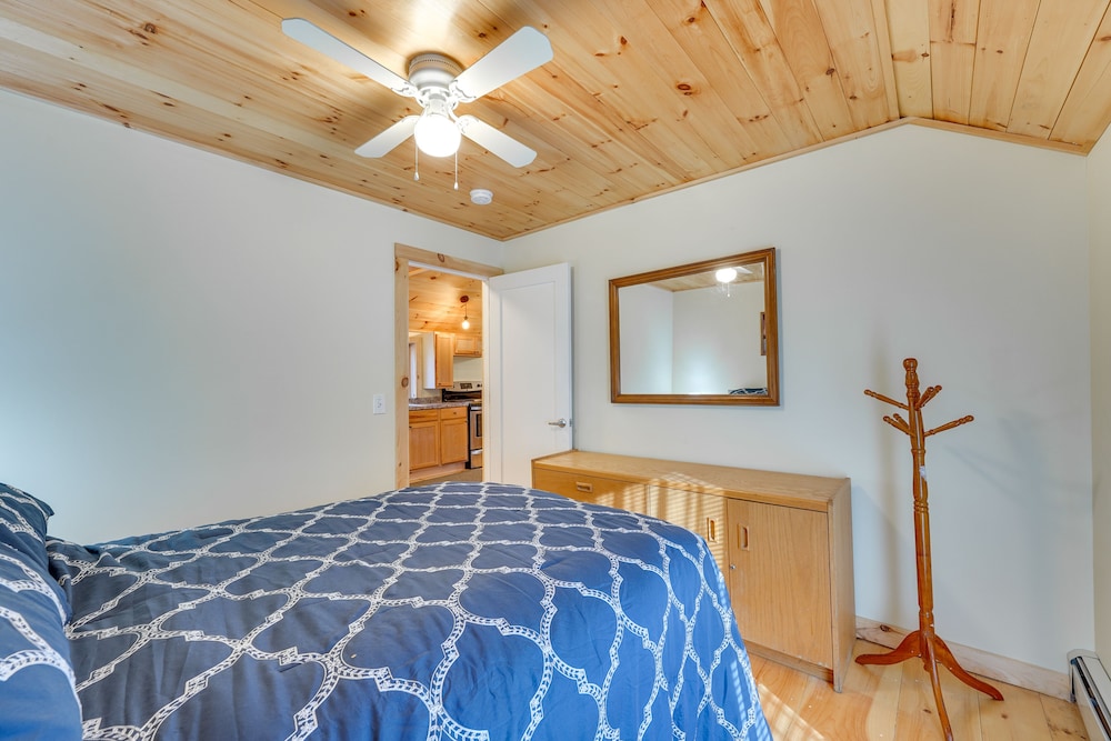 Inviting Chittenden Apartment Near Pico Mountain!