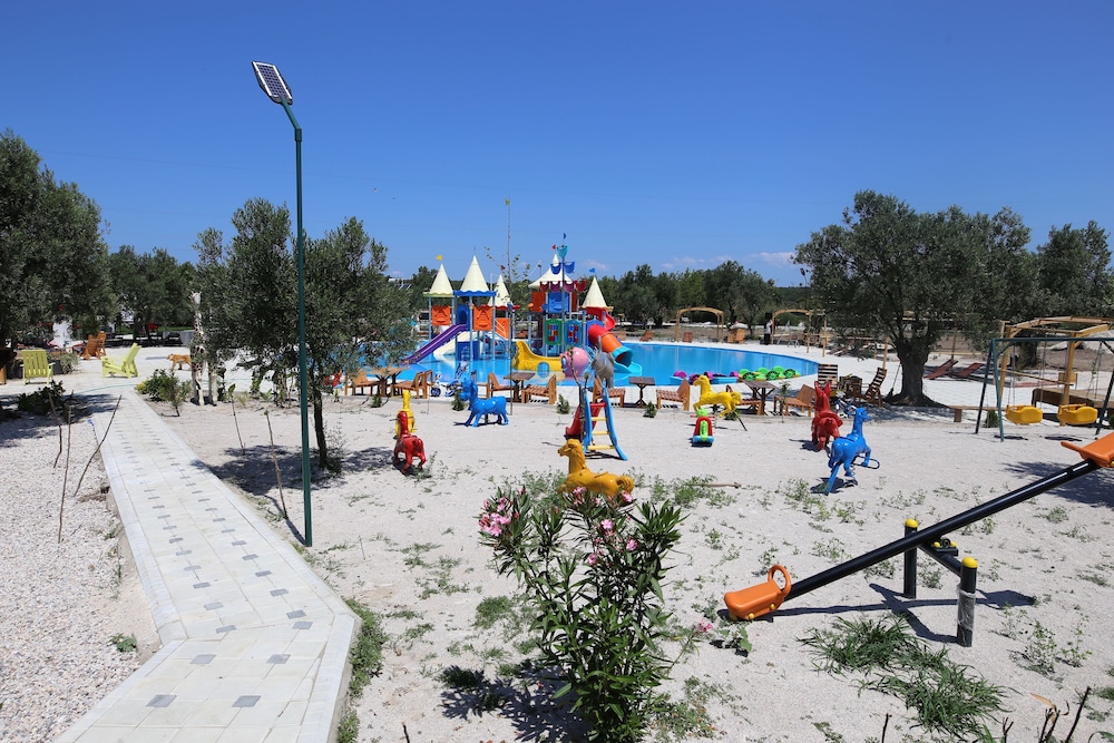 SİMLARDA AQUAPARK OTEL