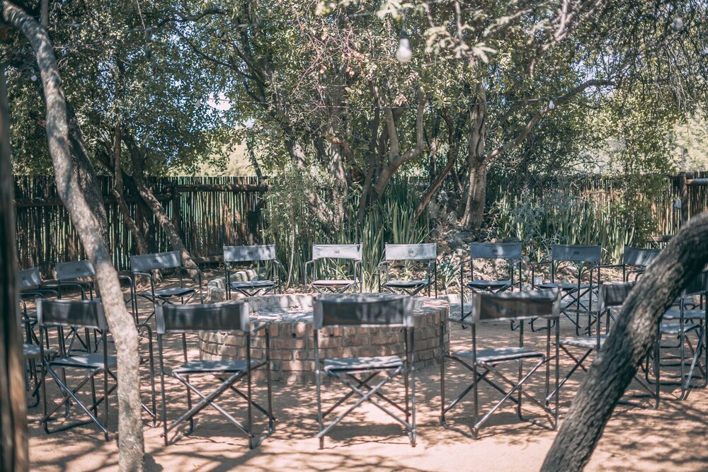 Tshikwalo Game Lodge