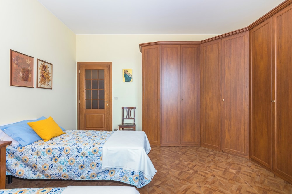 Frejus Classic Apartment photo 4