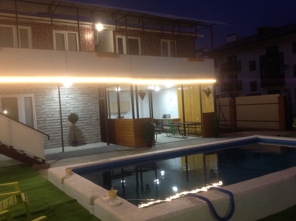 Guest House R&M