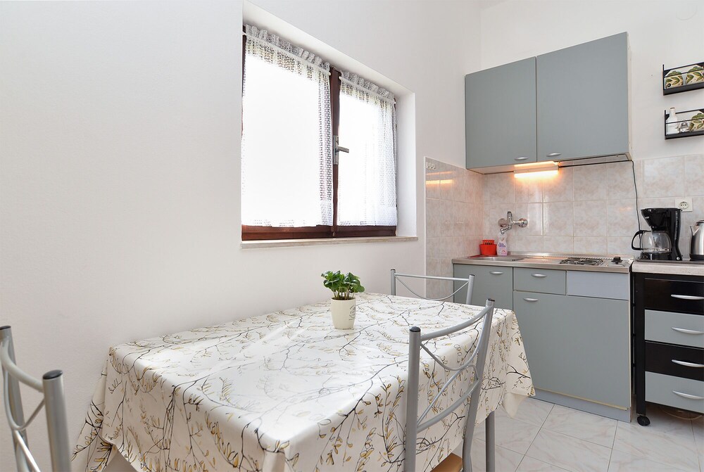 Apartment 535