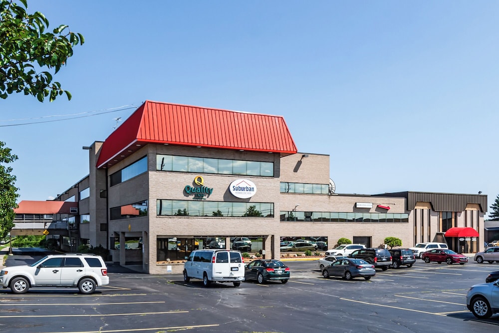 Suburban Studios Roseville-Detroit North view 2
