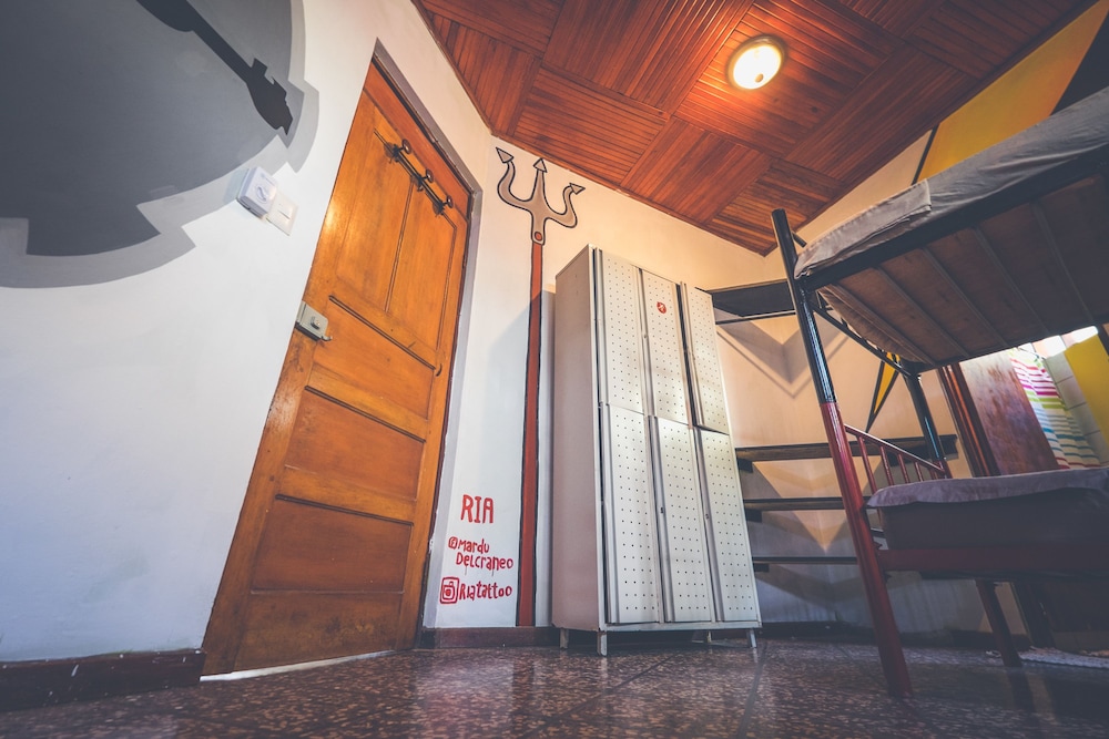 Pura Vida Hostel