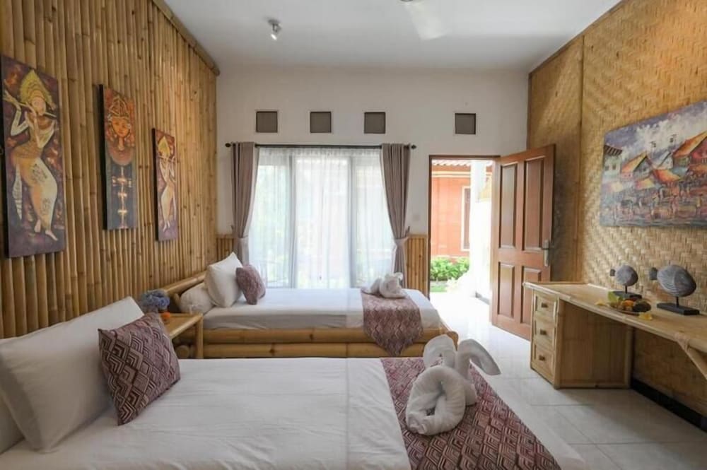 Villa Tiga Naga Sanur