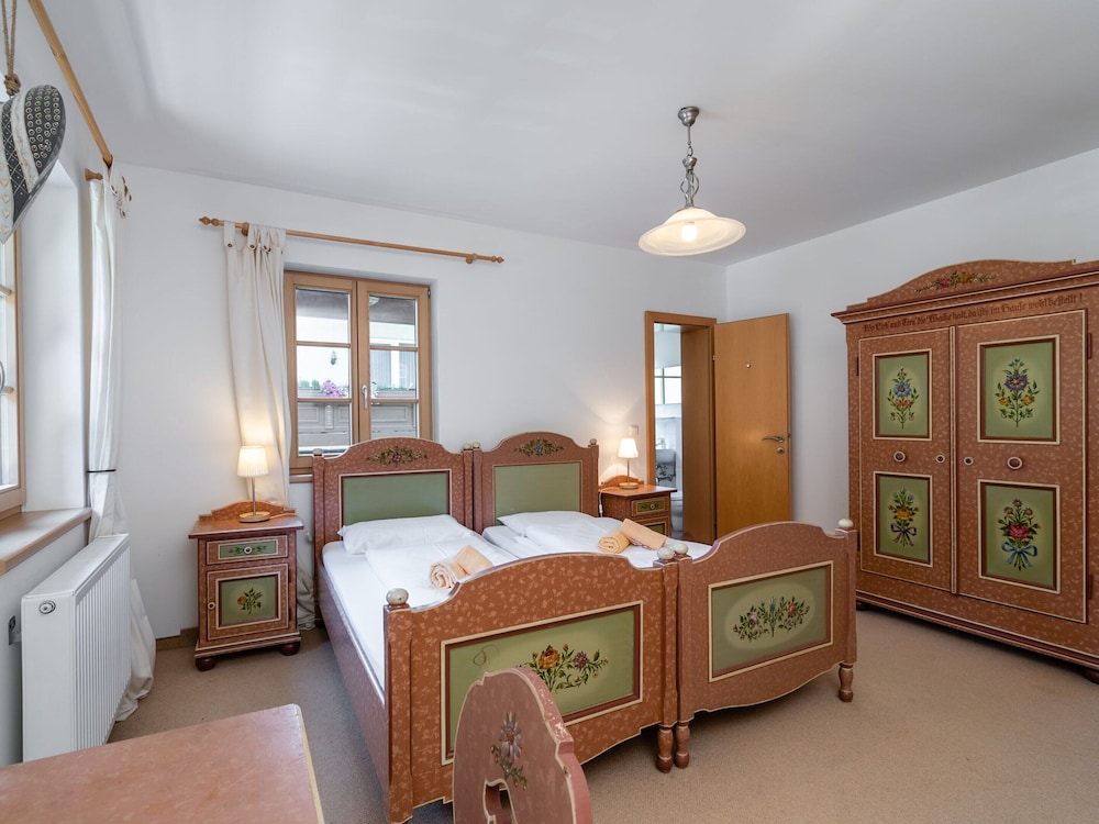 Spacious Villa in Zell am See near Ski Area view 2