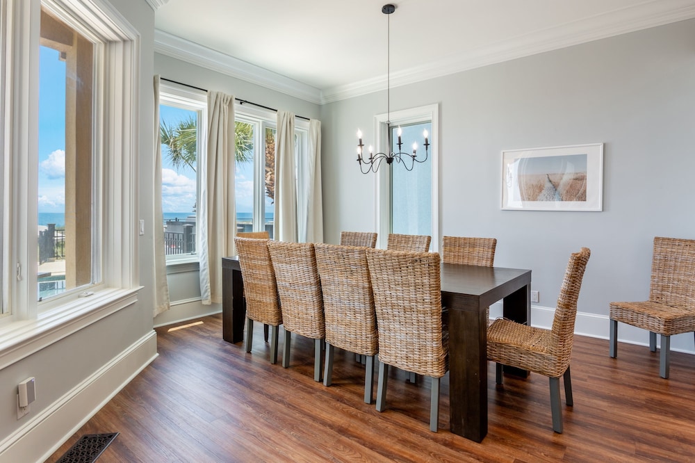 Lido by Avantstay Oceanfront Home w Pool Hot Tub Game Room Gorgeous Views
