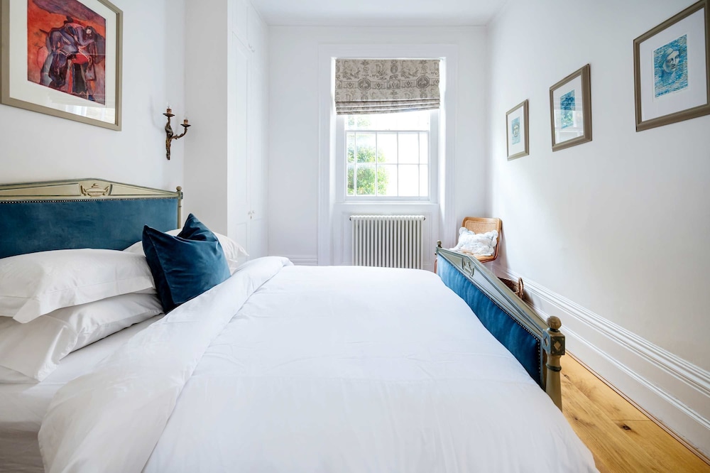 Highlife and Islington - by Out of Office Lifestyle