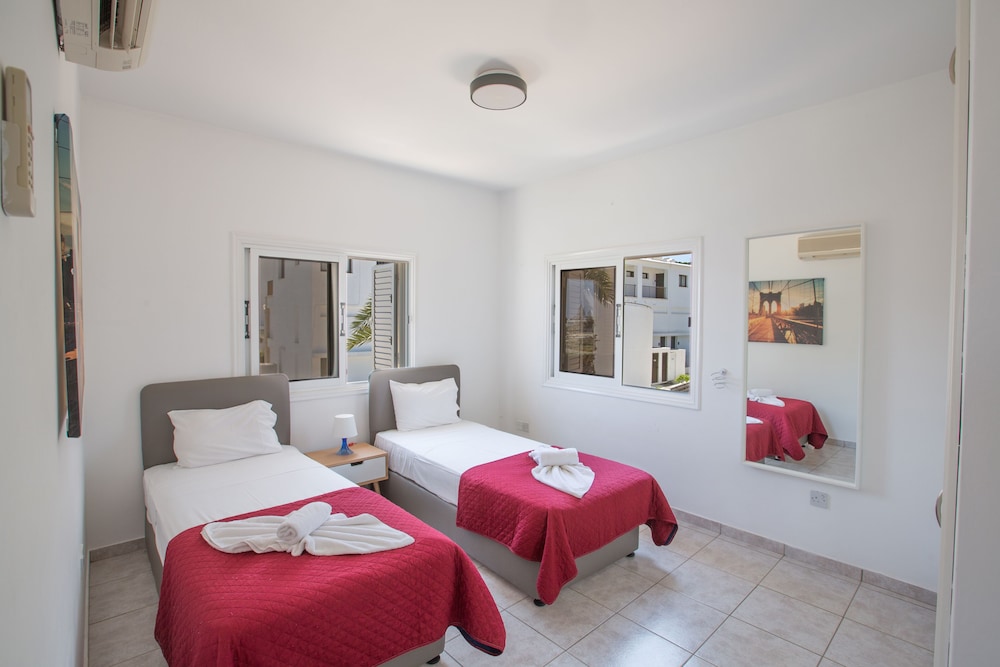 Protaras Fig Tree Bay Villa Jv4 view 5