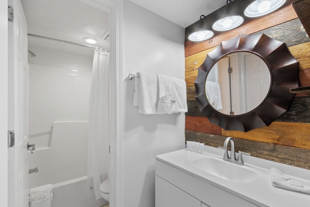 Plantation Palms 6103