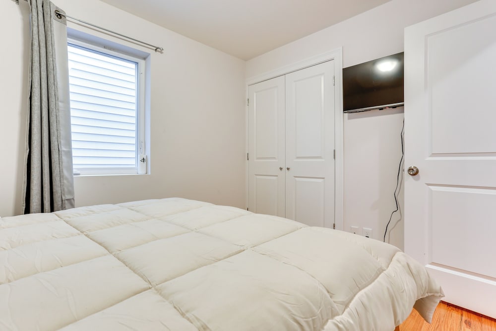 Newark Apt ~ 5 Mi to Museums & Art Centers! view 3