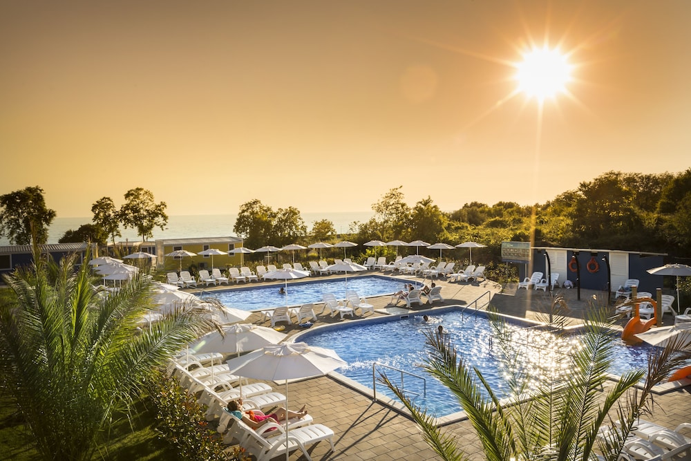 Aminess Planet Camping Holiday Homes Maravea