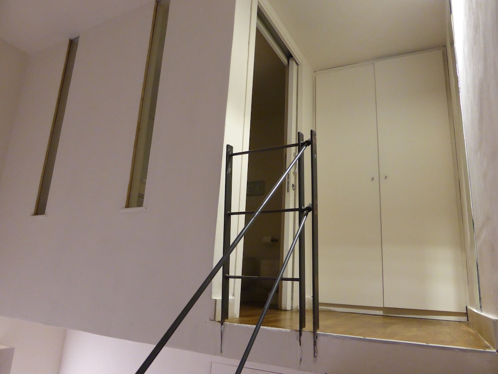 Micalò ArtRooms
