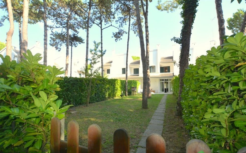 Holiday Villa With Garden in Lignano