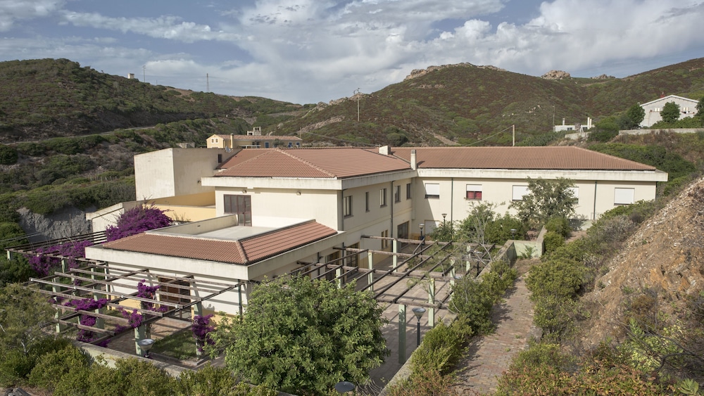 Argentiera Inn