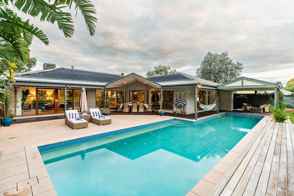 Hamptons Inspired Luxury - Image 2