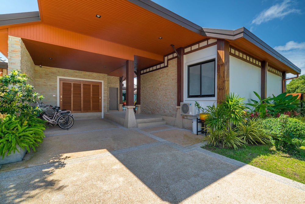 Rawayana West Villas & Kids Park