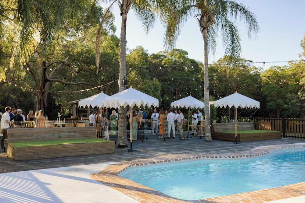 Surfaris Retreat