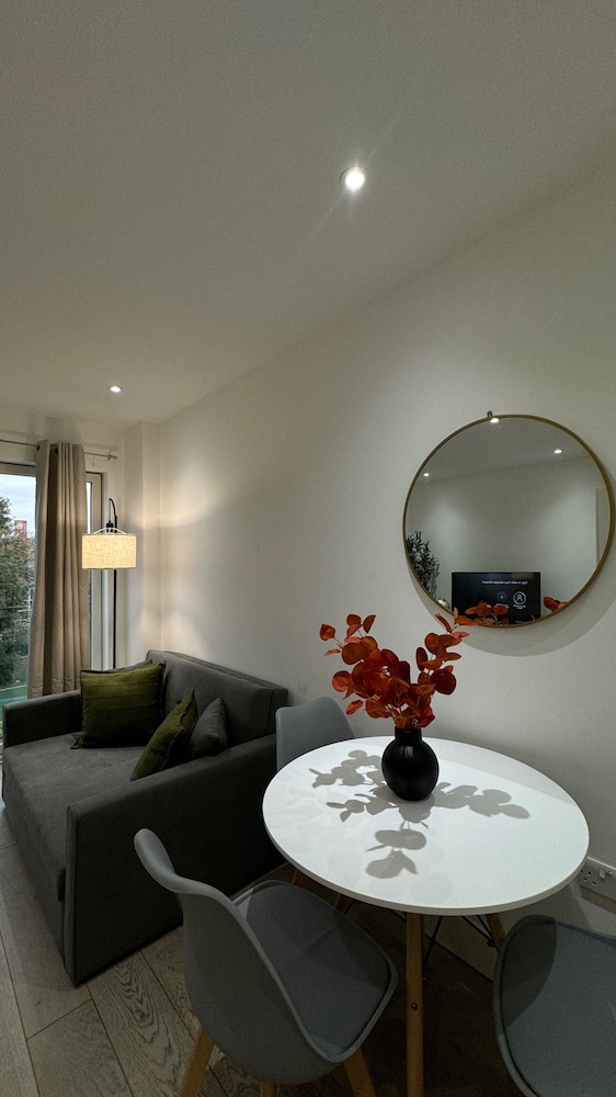 Boutique-style Apartment Near Central London