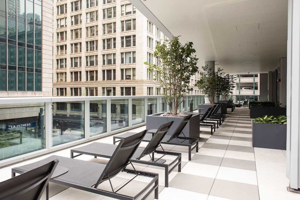 The Lyra Luxury Group Getaway - Two Penthouses