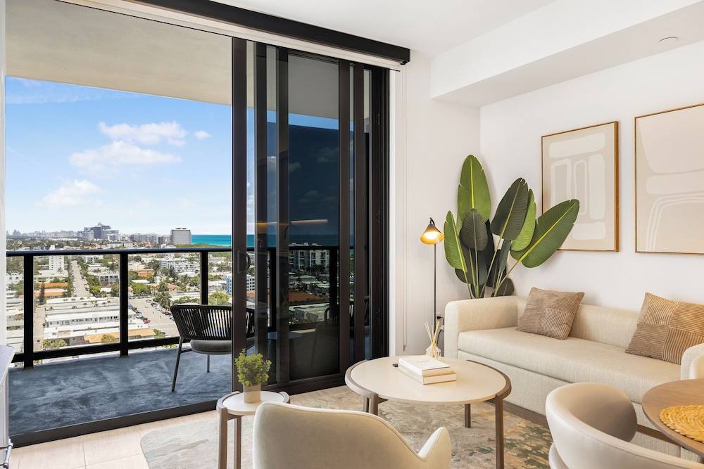 Luxury Condos Near Miami Beach