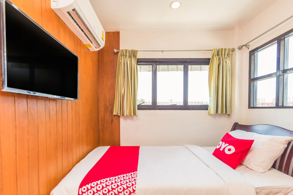 OYO 423 Baan Lucky Guesthouse