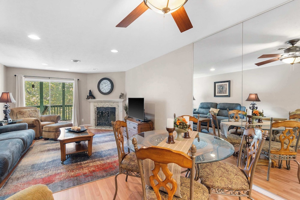 River Song Condo for 4