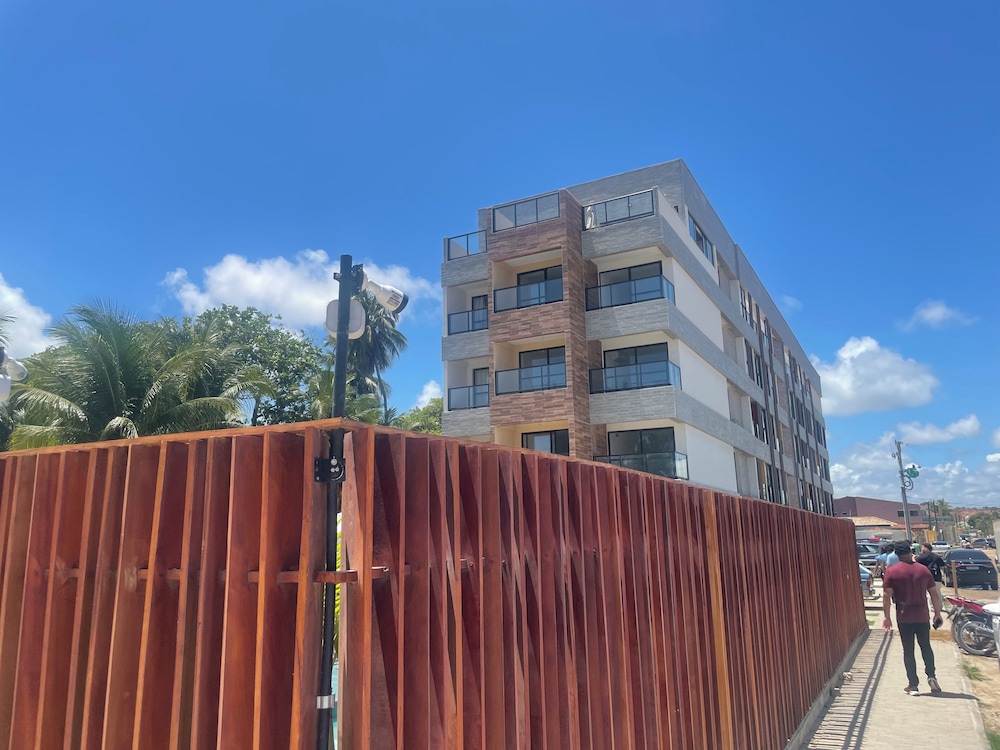 Maré Alta by AFT