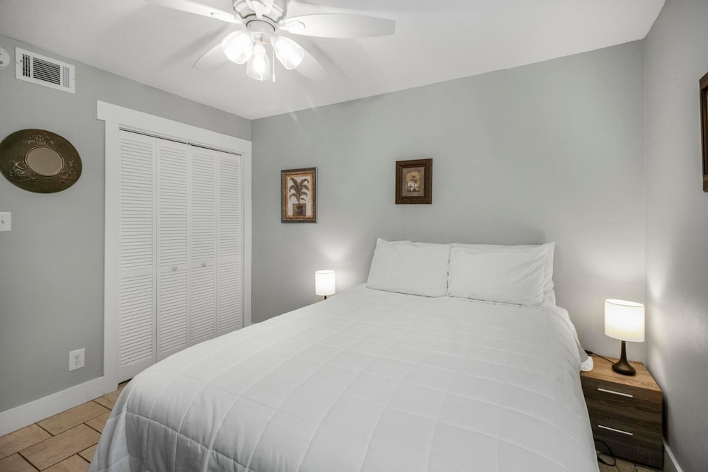 Sea Breeze 203