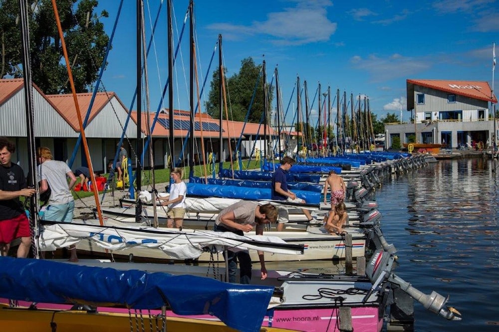 Houseboat in Heeg With Stunning Marina Views