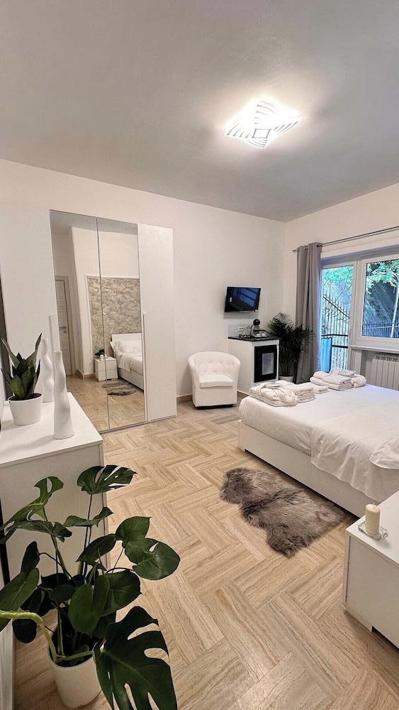 Gregorio VII Luxury home apartment