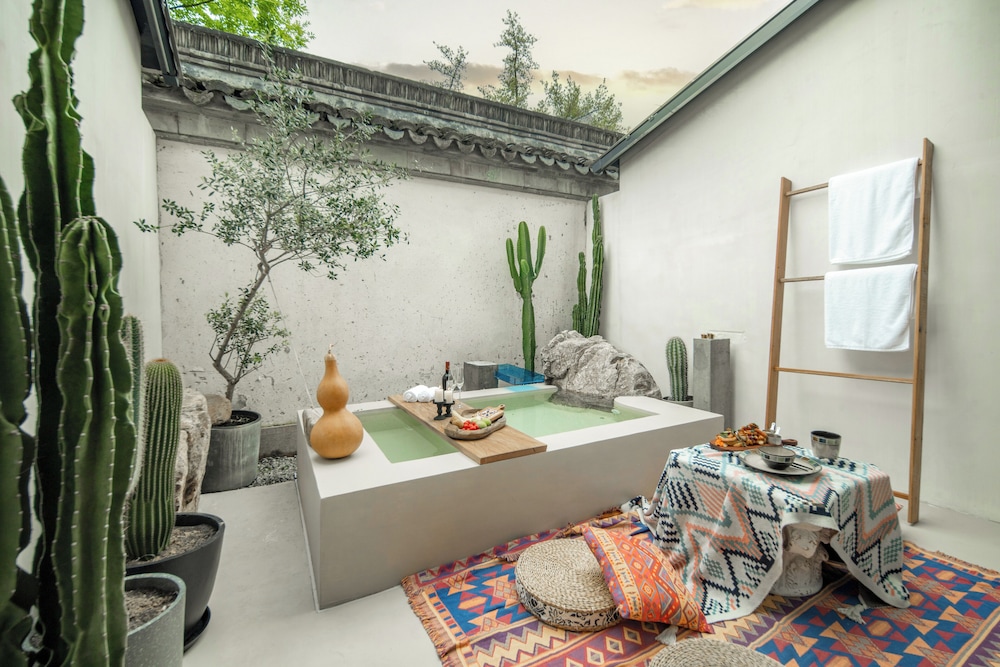 Jiangnanfu Bed and Breakfast
