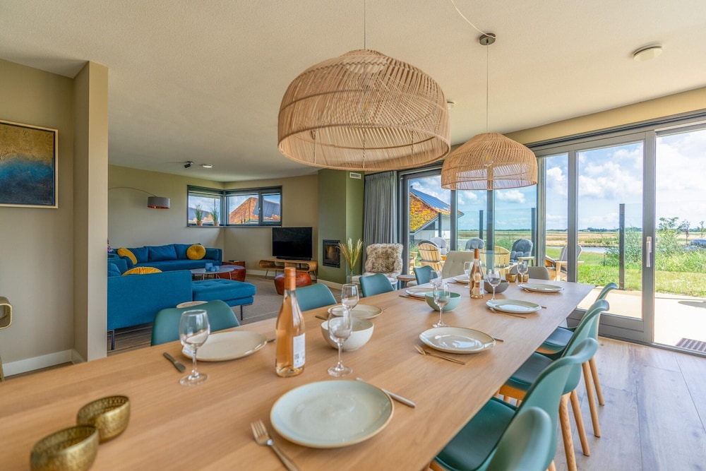Modern, Luxurious and Sustainable Nature Villa