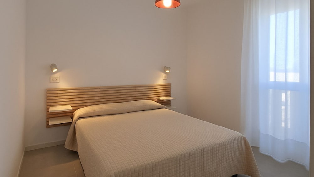 Relaxing Flat Just 50 Meters From the Beach