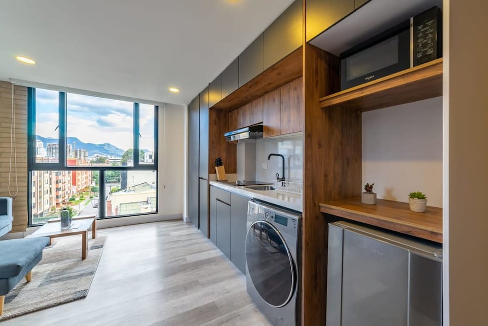 w Classy Loft in Pasadena