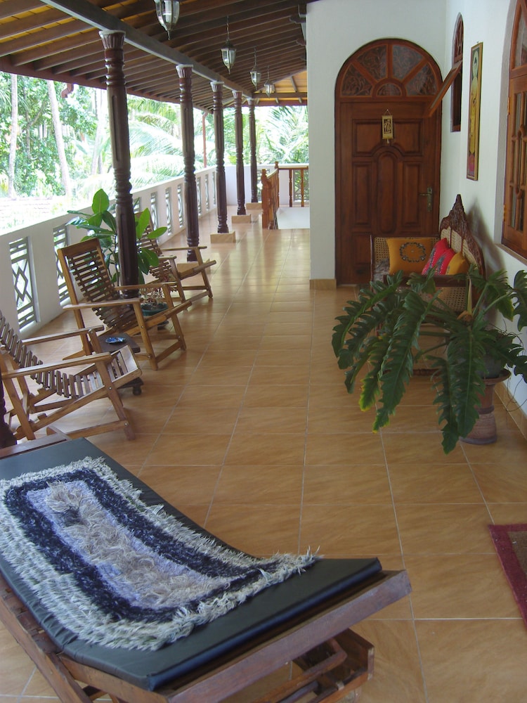 Sankarest Villa