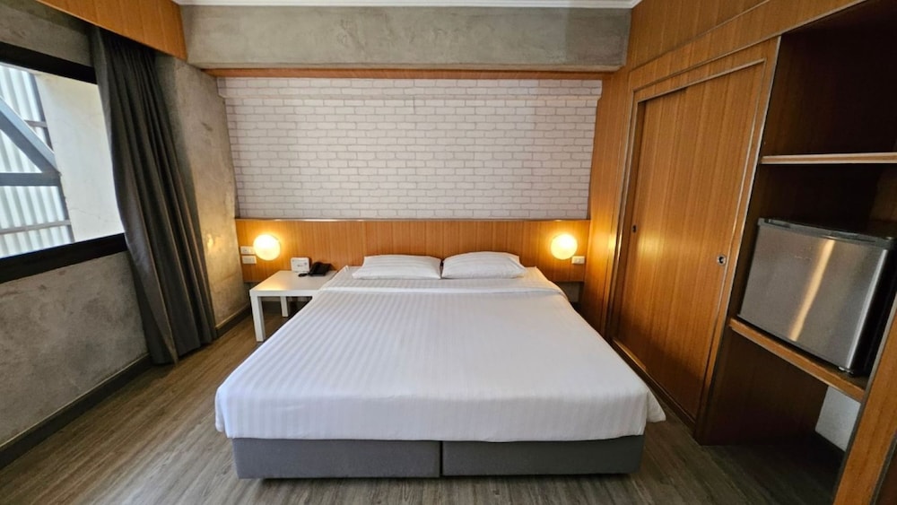 White Palace Bangkok 73